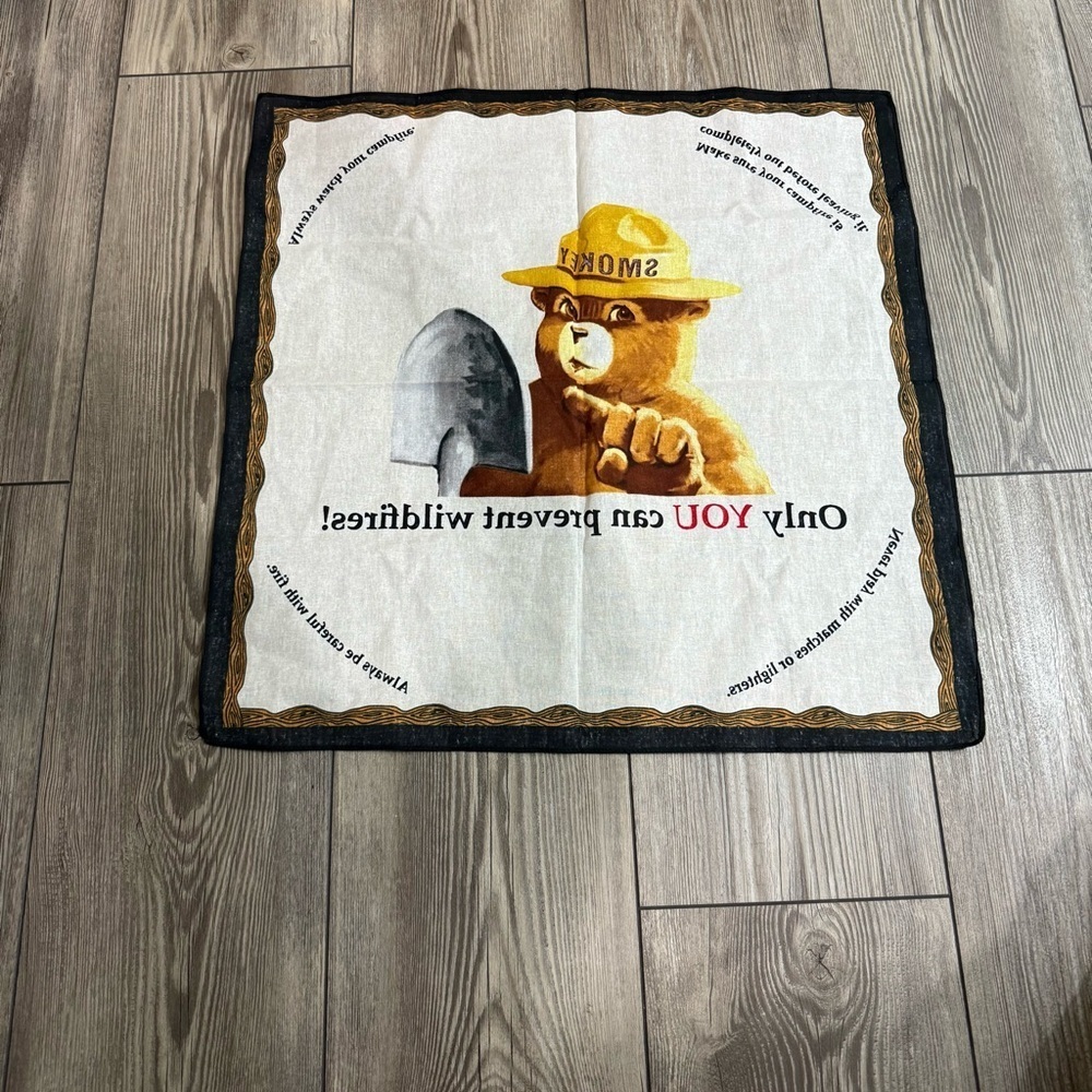 Vintage Smokey The Bear Bandana Scarf Handkerchief Prevent Wildfires 20” X 20” - Picture 5 of 5